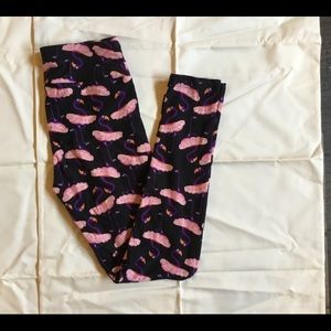LuLaRoe OS Leggings Flamingo Tutu pattern.